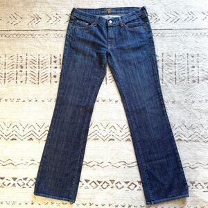7 For All Mankind Women’s Bootcut Classic Blue Denim Jeans. Size 31